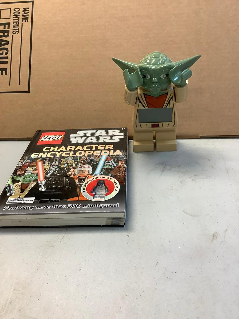 Lego Star Wars Book And Yoda Alarm Clock