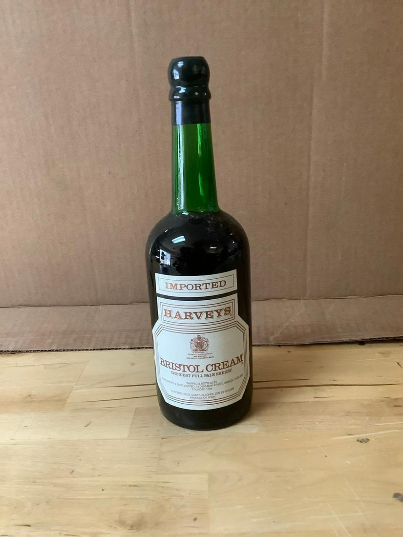 Harveys Bristol Cream Full Pale Sherry 25/32qt. Sealed: Any contents in bottle is Free; You are bidding on the bottle & unbroken tax stamp