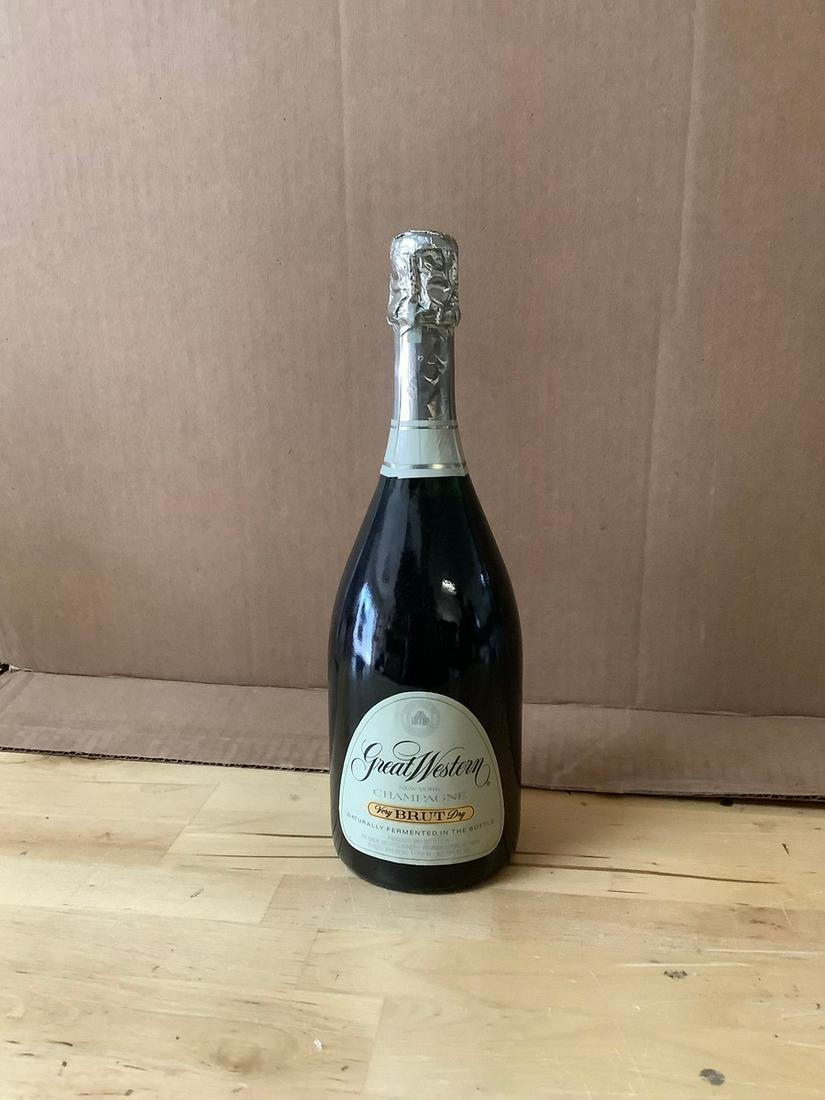 Great Western New York Champagne Very Brut Dry 750ml. Sealed (1 of 1)