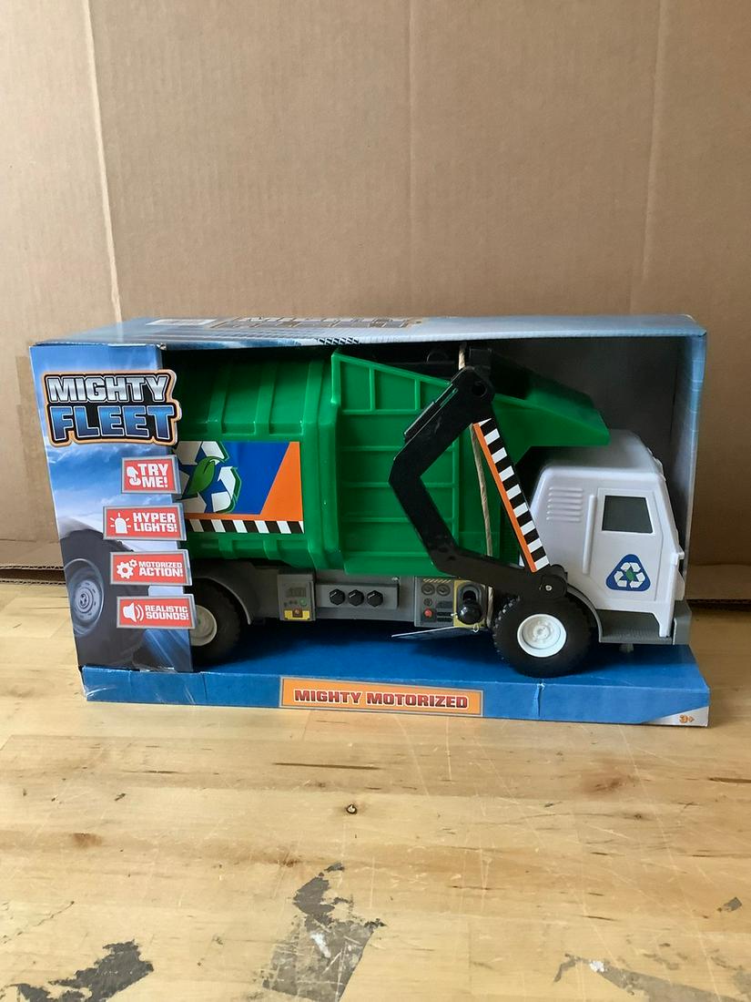 Mighty Fleet Motorized Garbage Truck N.I.B.: Mighty Fleet Motorized Garbage Truck N.I.B.