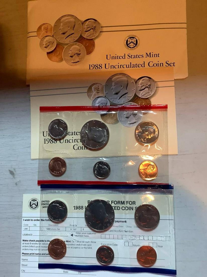 1988 US Mint D&P uncirculated Coin set (1 of 1)