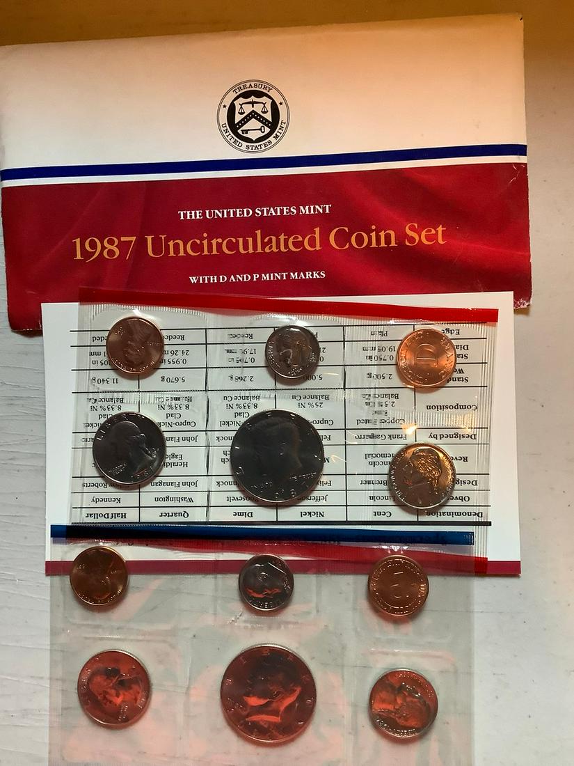 1987 US Mint D&P uncirculated Coin set (1 of 1)