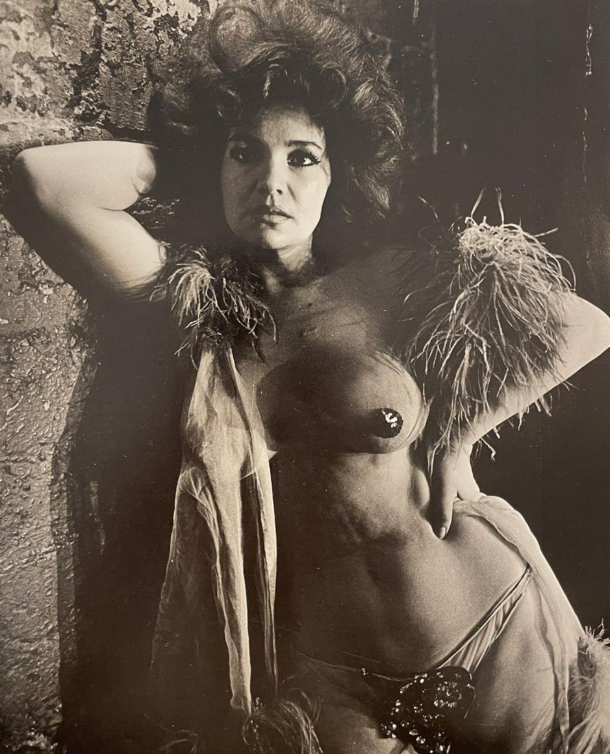 Diane Arbus - Blaze Starr in Nighttown, 1964: DIANE ARBUS (1923-1971) Blaze Starr in Nighttown, 1964 Print in Colors 8 1/4" x 10 1/4" Diane Arbus was an American photographer best known for her intimate black-and-white portraits. Arbus often phot
