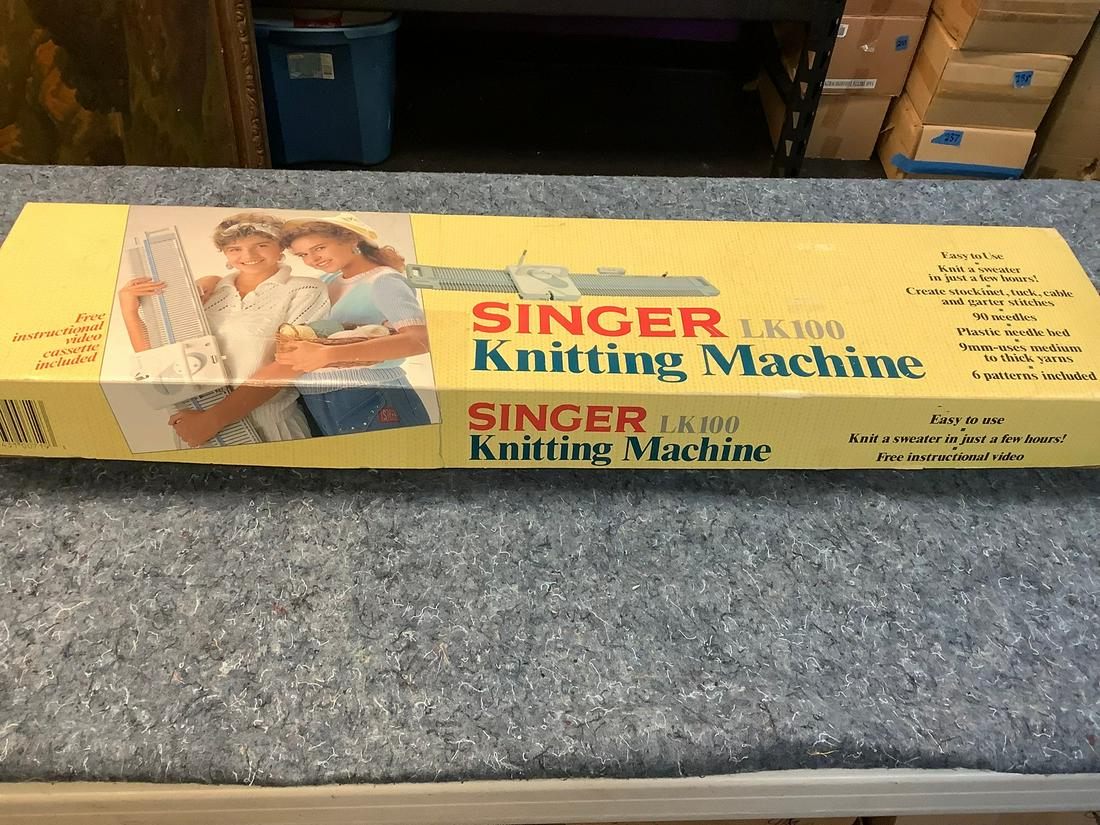 Singer LK100 Knitting Machine Kit N.I.B. (1 of 1)
