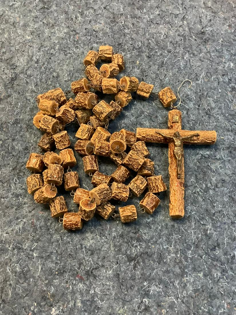 Handmade Wooden Rosary (1 of 1)