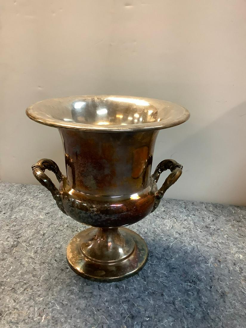 Bristol Silverplated Trophy Cup 11x9.5 (1 of 1)