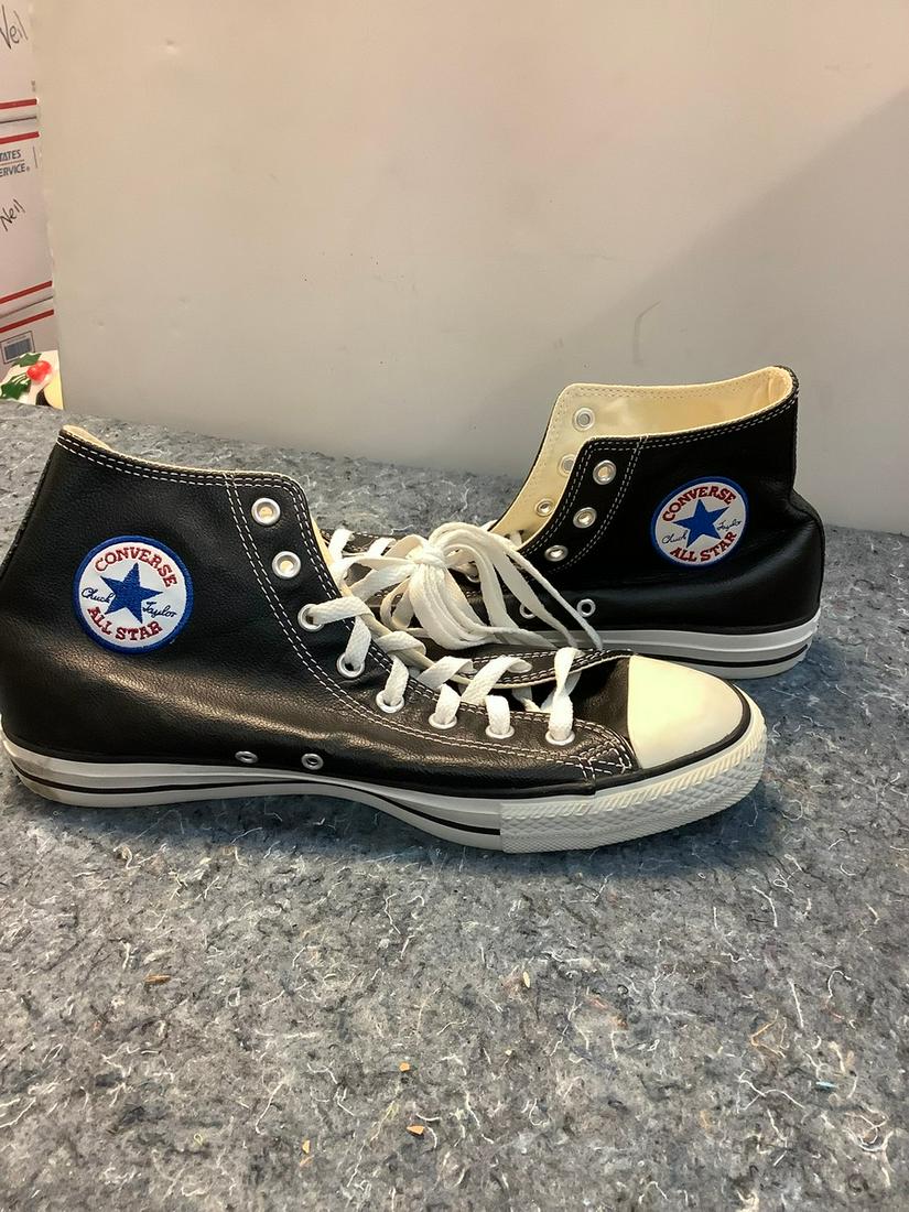 Men's Converse High Top Leather Sneakers Size 11 (1 of 1)