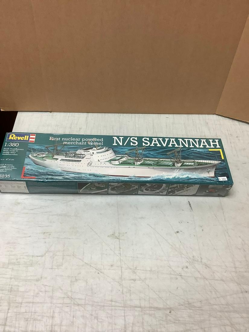 Sealed Revell First Nuclear Powered Merchant Vessel N/S Savannah 1:380: Sealed Revell First Nuclear Powered Merchant Vessel N/S Savannah 1:380