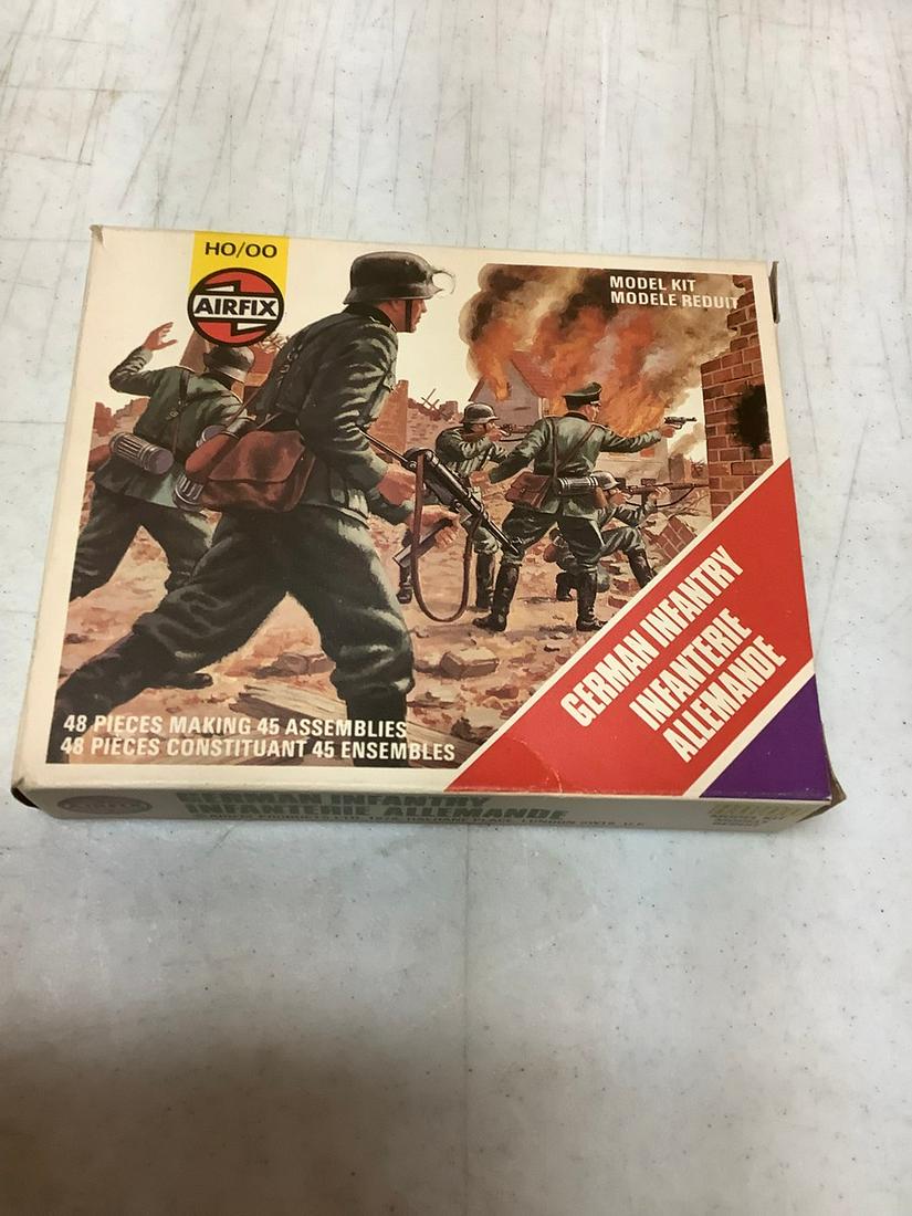 Complete Airfix German Infantry Model Kit Ho/OO Model Kit 48 Pieces (1 of 1)