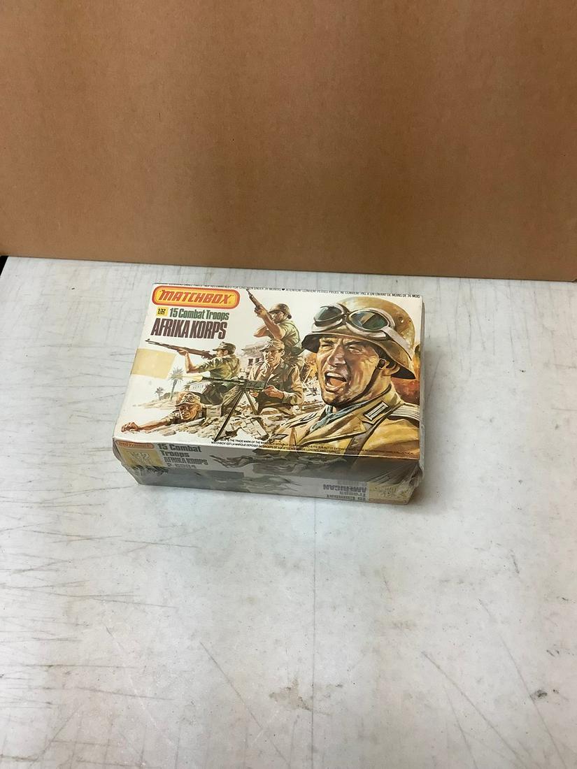 Sealed Matchbox 15 Combat Troops Afrika Korps P-6004 1:32 Scale (1 of 1)