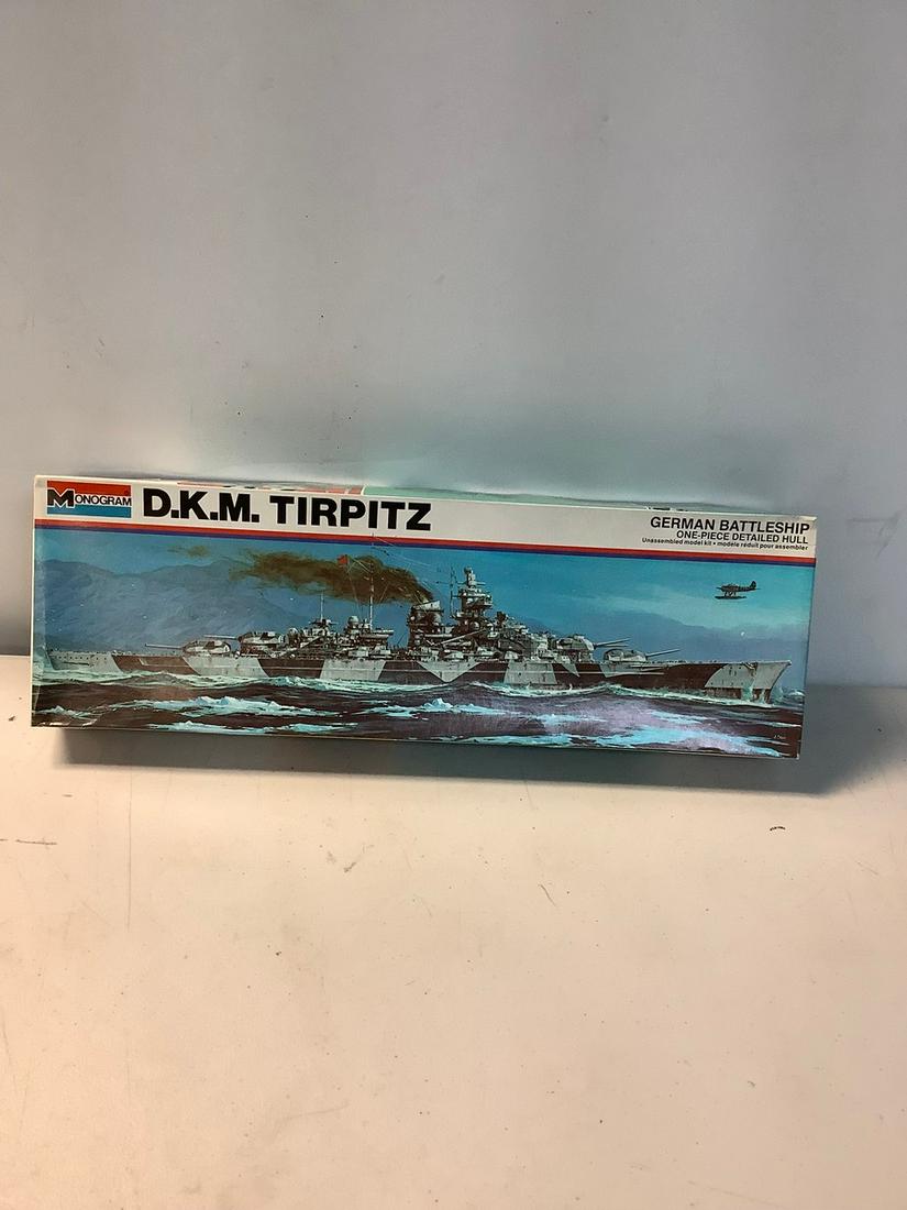 Complete 1977 Monogram D.K.M. Tirpitz German Battleship 16 in.: Complete 1977 Monogram D.K.M. Tirpitz German Battleship 16 in.