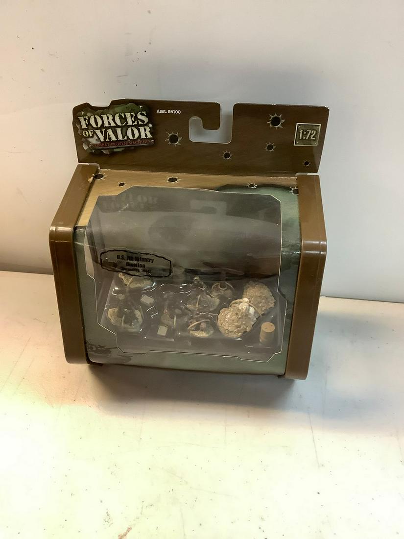 Sealed Forces of Valor U.S. 7th Infantry Division (Normandy 1944) 1:72 (1 of 1)