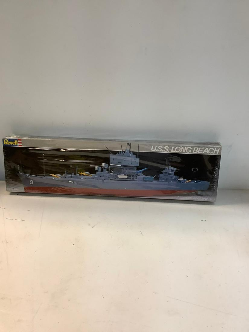 Sealed Revell U.S.S. Long Beach 1/508 Scale (1 of 1)