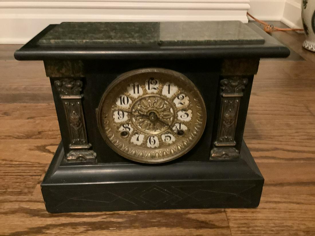 Victorian Marble top, wooden mantel clock {no key} 10x13x5.5 (1 of 3)