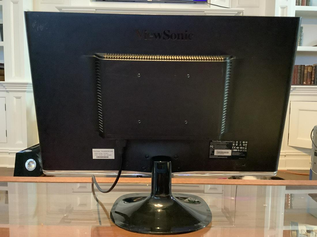 ViewSonic 1080p full HD, VX2450WM-LED model VS13518, serial # 54Z114533050 23" computer monitor (1 of 3)