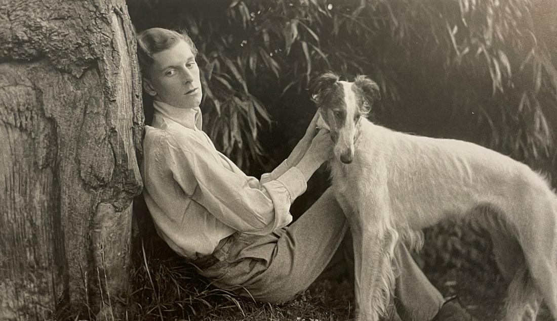 Cecil Beaton - Stephen Tennant, 1920: CECIL BEATON (1904-1980) Stephen Tennant, Late 1920s Print in Colors 6" x 10" Cecil Beaton was a British photographer and designer best known for his elegant photographs of high society. Working withi