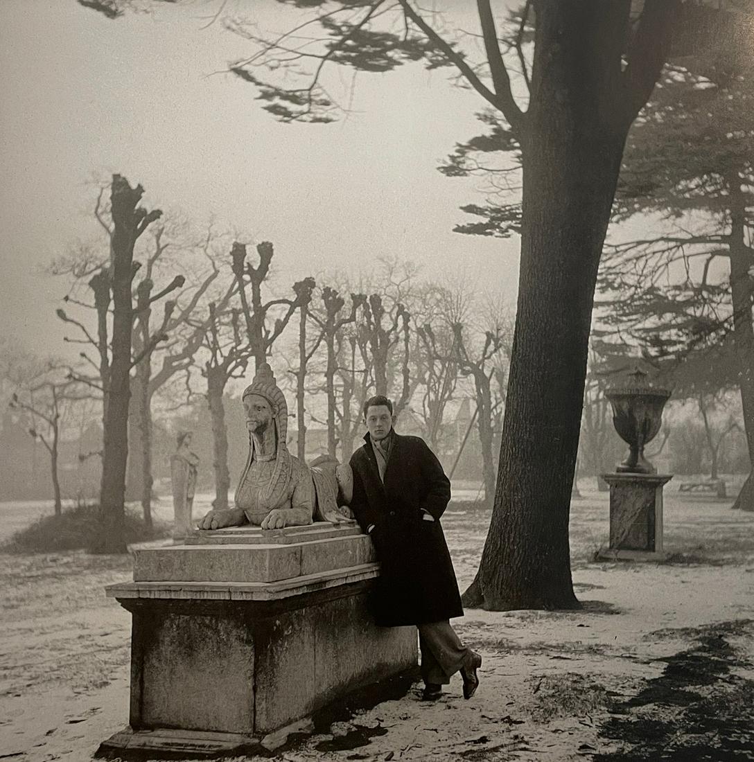 Cecil Beaton - James Pope Hennessy (1 of 1)