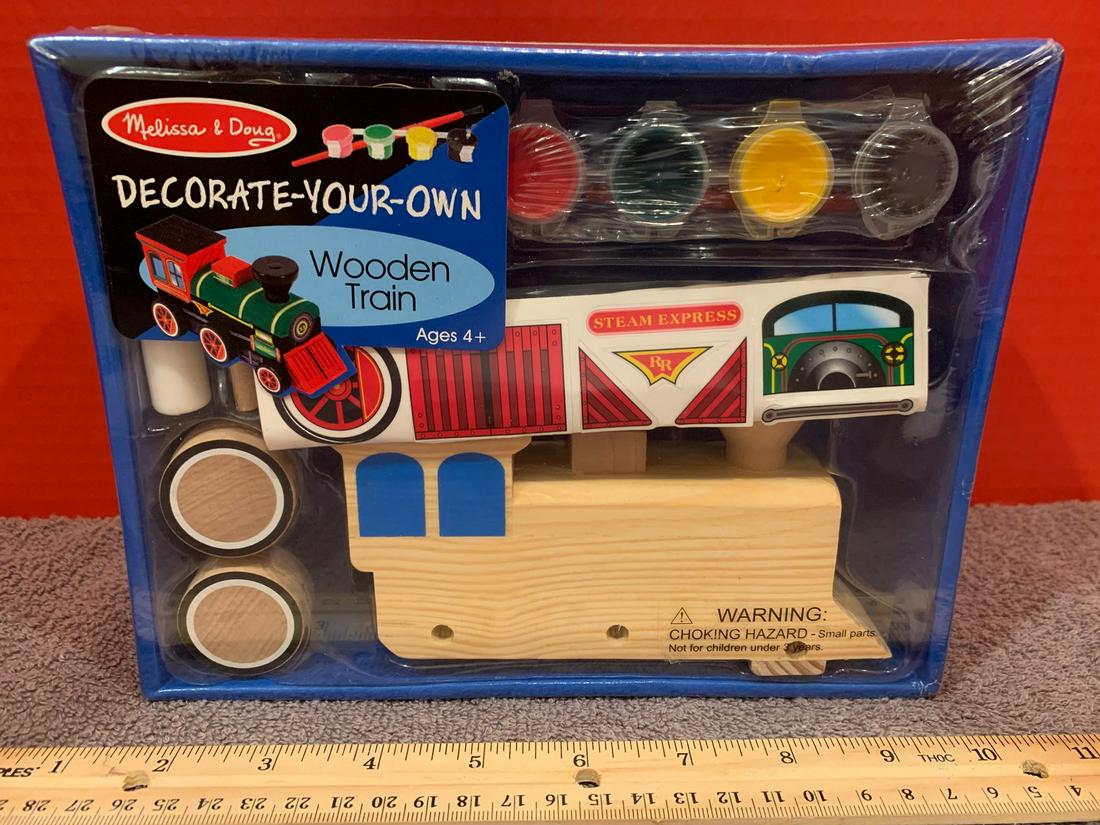 Melissa & Doug Decorate Your Own Wooden Train: Melissa & Doug Decorate Your Own Wooden Train