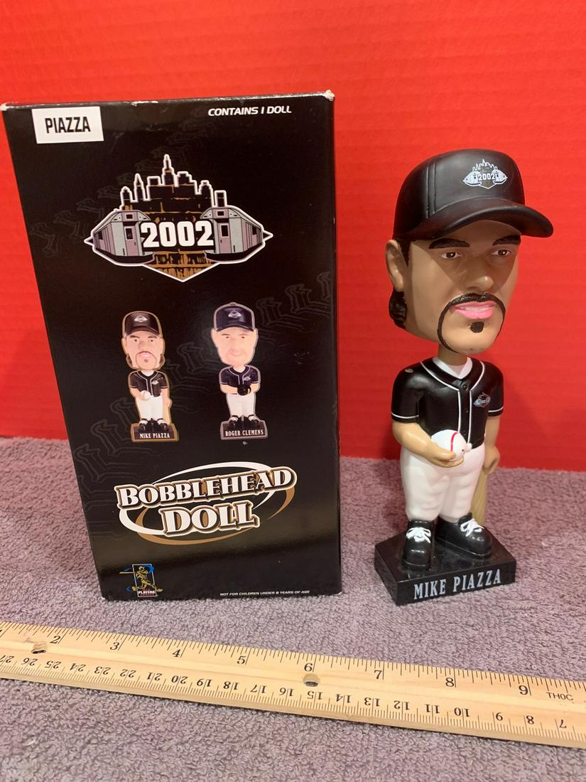 Mike Piazza, Bobble Head Doll, approx 7" tall (1 of 1)