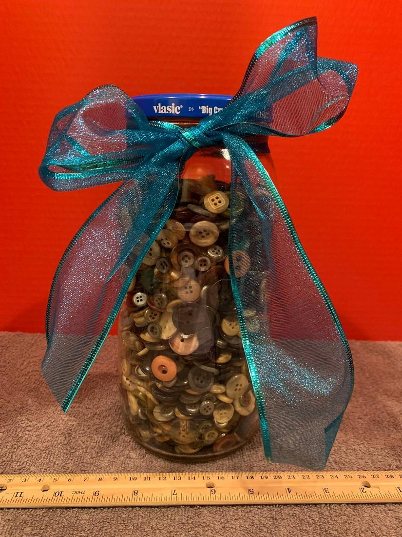 Vinatage Buttons, Jar approx 10" tall: Vinatage Buttons, Jar approx 10" tall