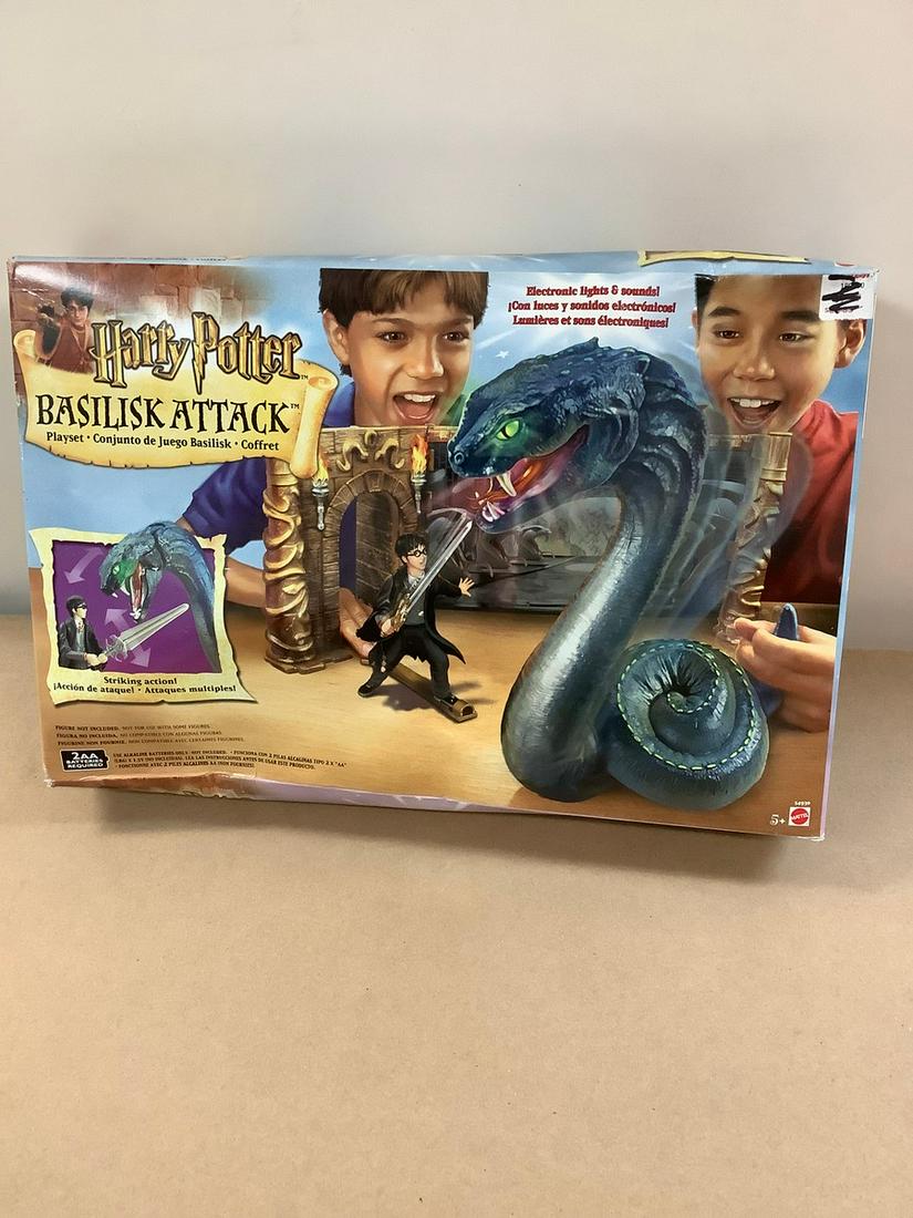 Mattel Harry Potter Basilisk Attack Play Set Battery Operated (1 of 1)