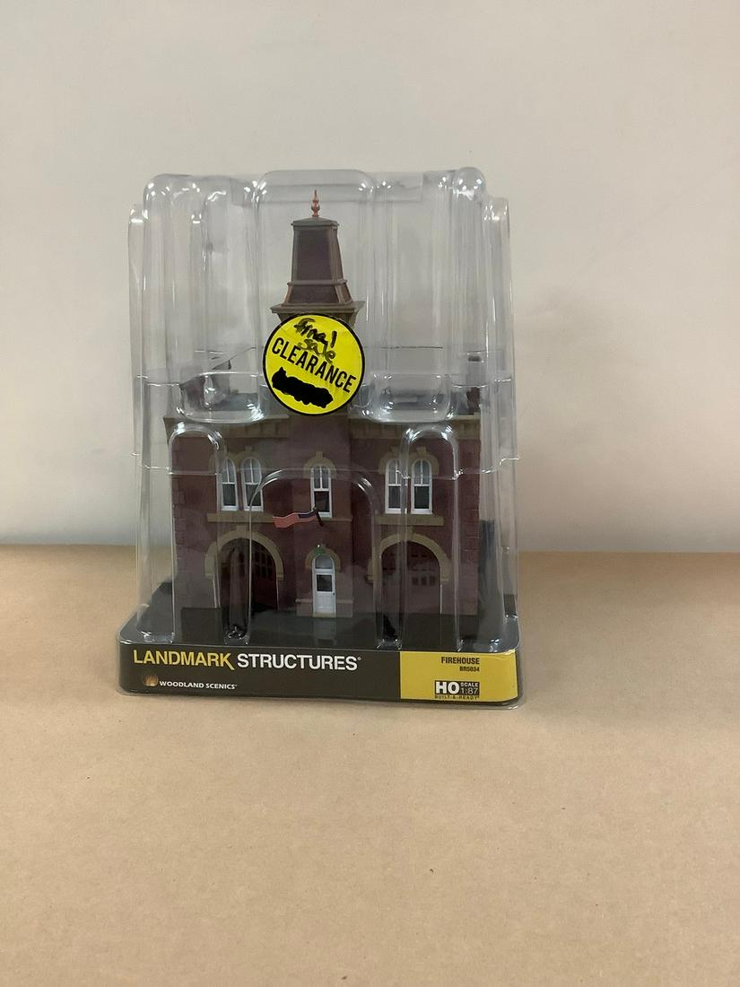 Woodland Scenics Landmark Structures HO Firehouse Scale 1:87 NIB (1 of 1)