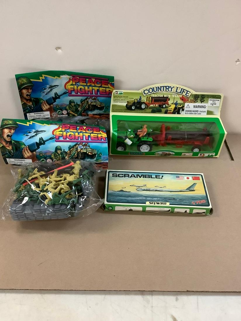 Lot of Peace Fighters, Contry Line Tracker with Trailer and Scramble Sky Wave 1/700: Lot of Peace Fighters, Contry Line Tracker with Trailer and Scramble Sky Wave 1/700
