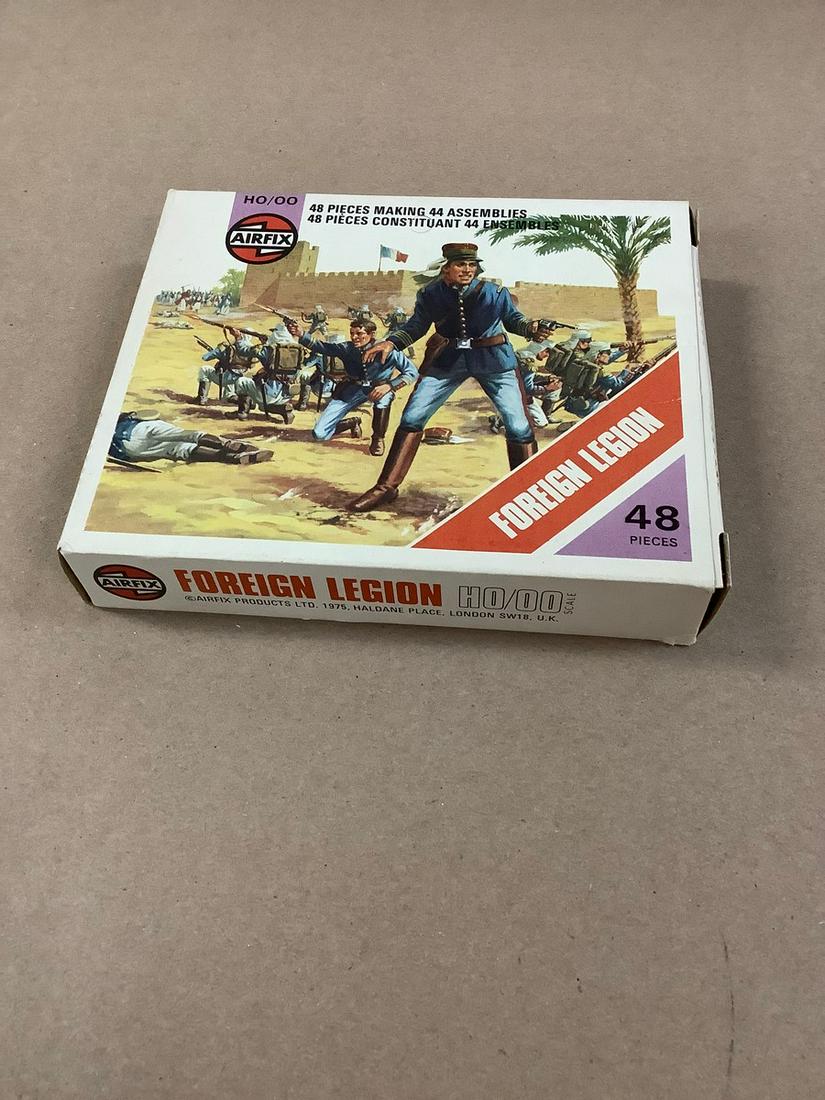 AirFix Foreign Legion Model Kit HO/OO Scale (1 of 1)