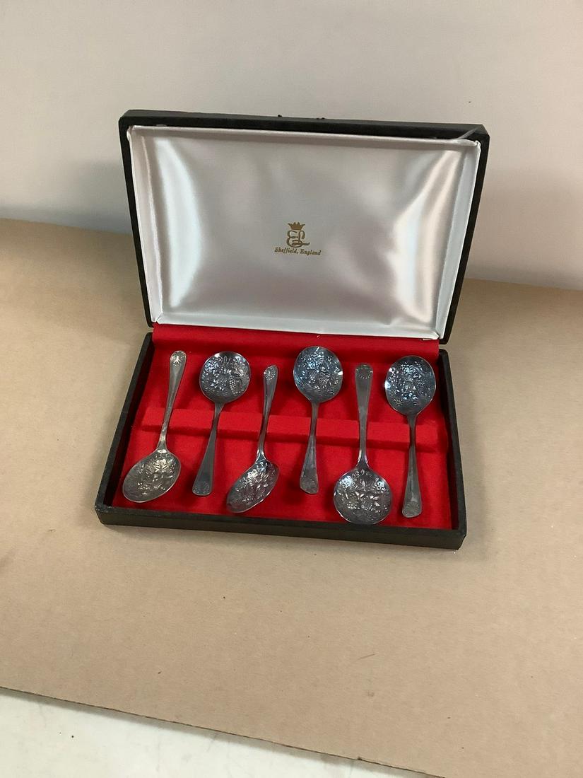 Sheffield England Set of 6 Spoons in Case (1 of 1)