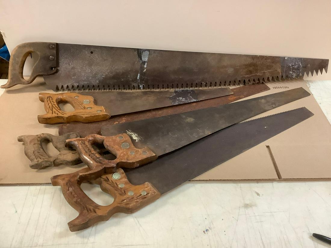 Lot of Vintage Rusty Saws (1 of 1)