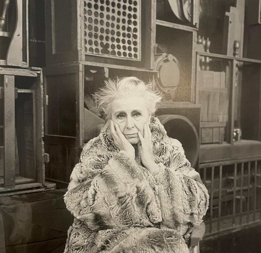 Cecil Beaton - Louise Nevelson, 1978: CECIL BEATON (1904-1980) Louise Nevelson, New York, 1978 Print in Colors Cecil Beaton was a British photographer and designer best known for his elegant photographs of high society. Working within a c