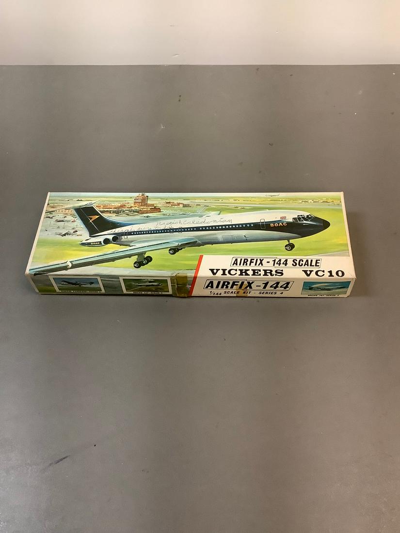 Vintage AirFix Vickers VC-10 1/144 Scale Kit Series 4 (1 of 1)