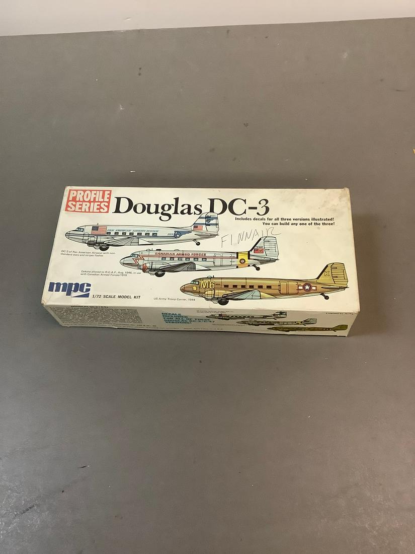 Vintage MPC Profile Series Douglas DC-31/72 Scale Model Kit (1 of 1)