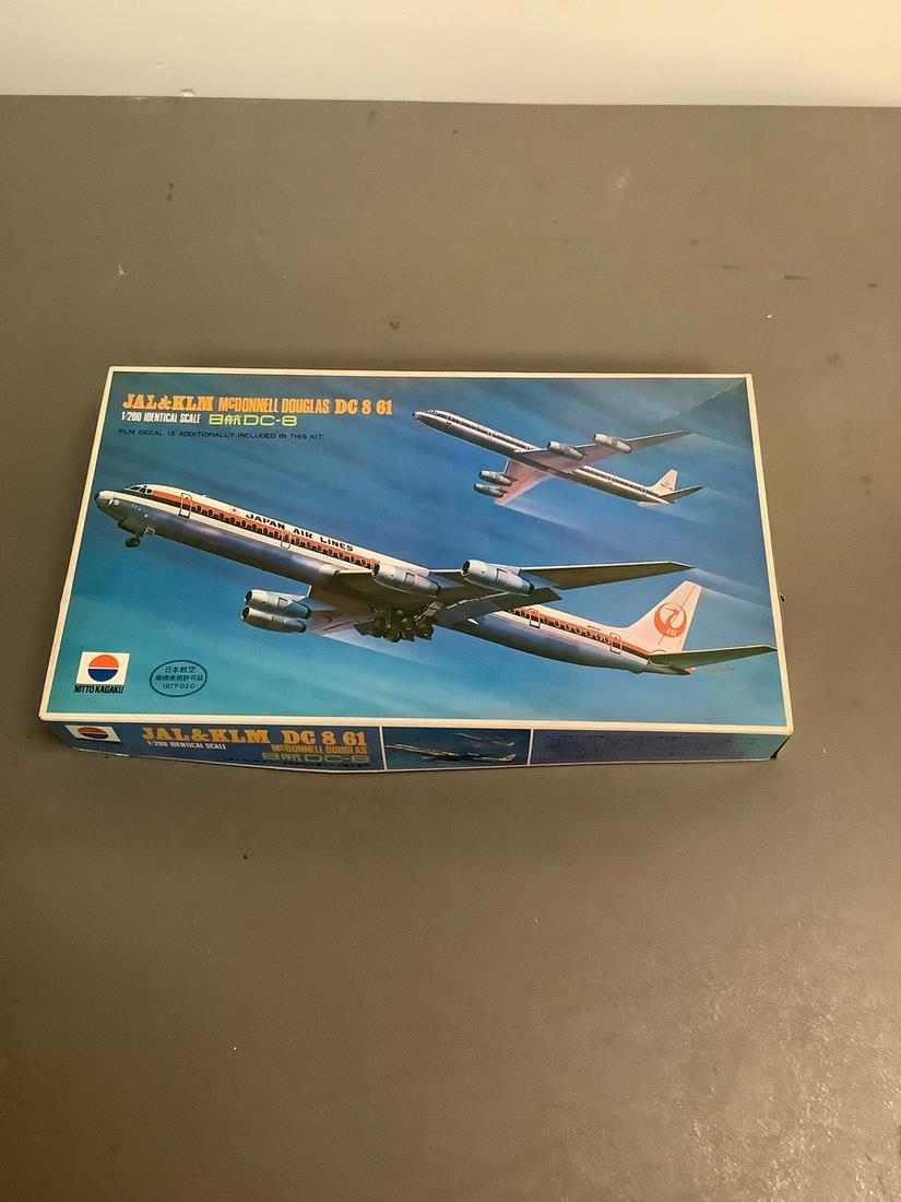 Vintage Nitto Kagaku JAL&KLM DC-8-611 McDonnell Douglas 1/200 Scale Model Kit (1 of 1)