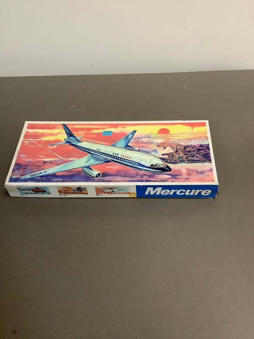Vintage Plasticart Mercure Airplane Model Kit: Vintage Plasticart Mercure Airplane Model Kit