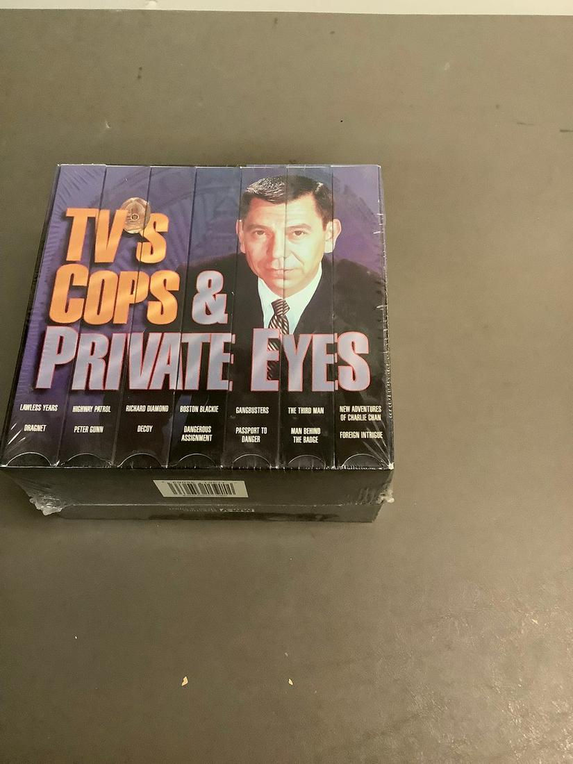 Sealed 1998 7 VHS Video Box Set "Tv's Cops & Private Eyes": Sealed 1998 7 VHS Video Box Set "Tv's Cops & Private Eyes"