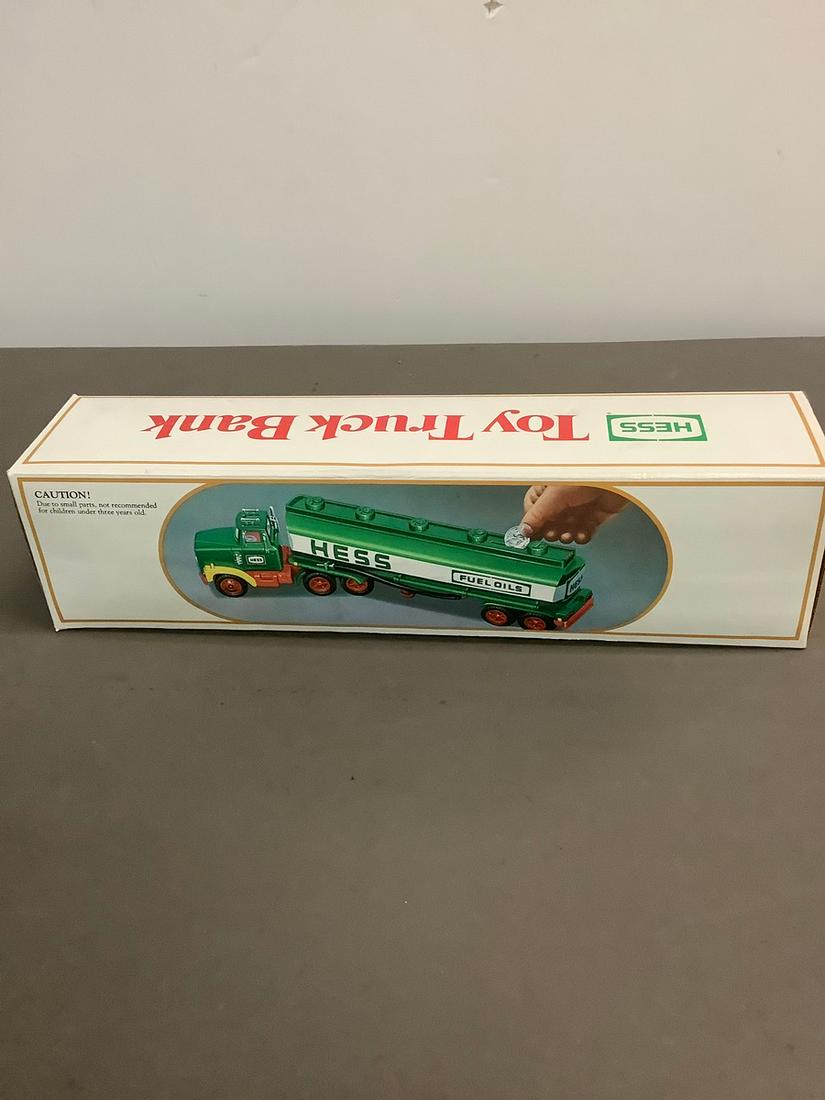 Vintage Hess Toy Truck Bank NIB (1 of 1)