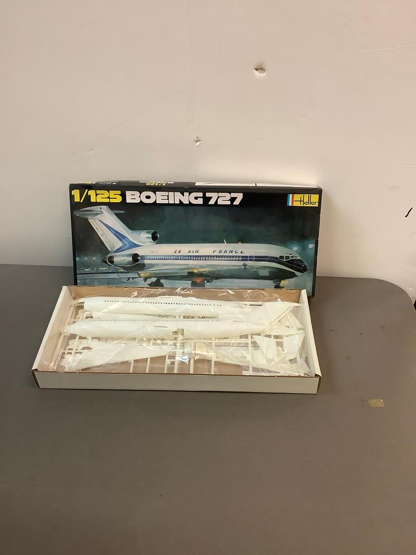 Vintage Heller Boeing 727 1/125 Scale Model KIt (1 of 1)