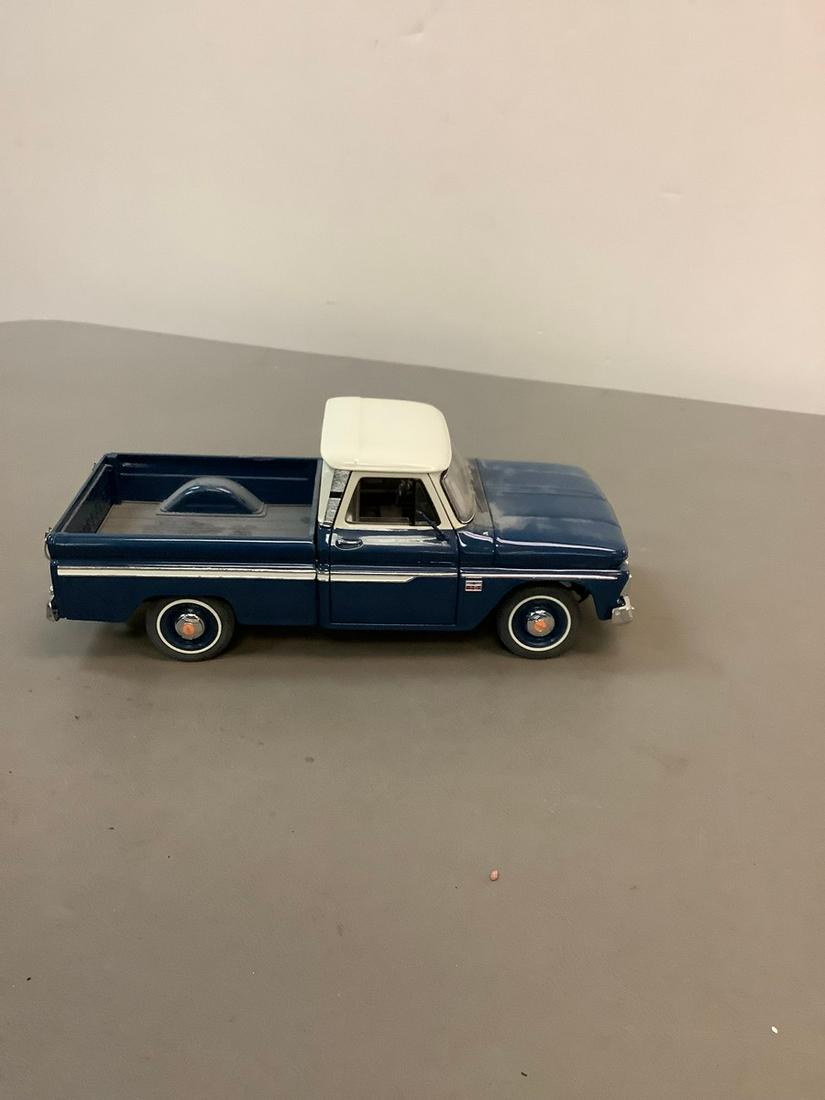 The Danbery Mint 1966Chevrolet C10 Pick-Up 8": The Danbery Mint 1966Chevrolet C10 Pick-Up 8"