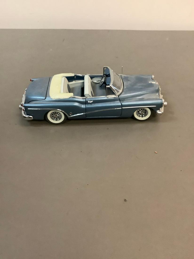 The Danbery Mint 1953 Buick Skylark 8" (1 of 1)