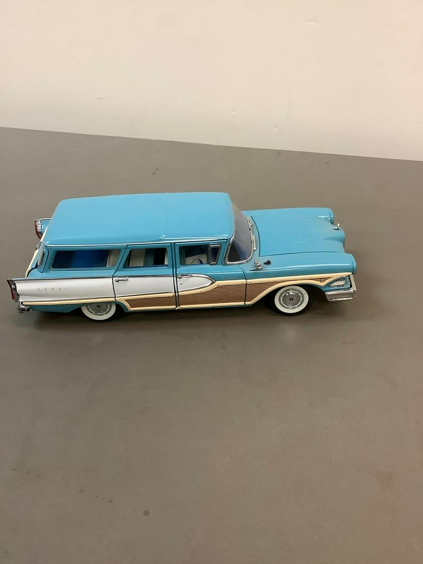 The Danbery Mint Limited Edition Serial # 0318 1958 Ford Edsel 8" (Side Mirror Broken) (1 of 1)