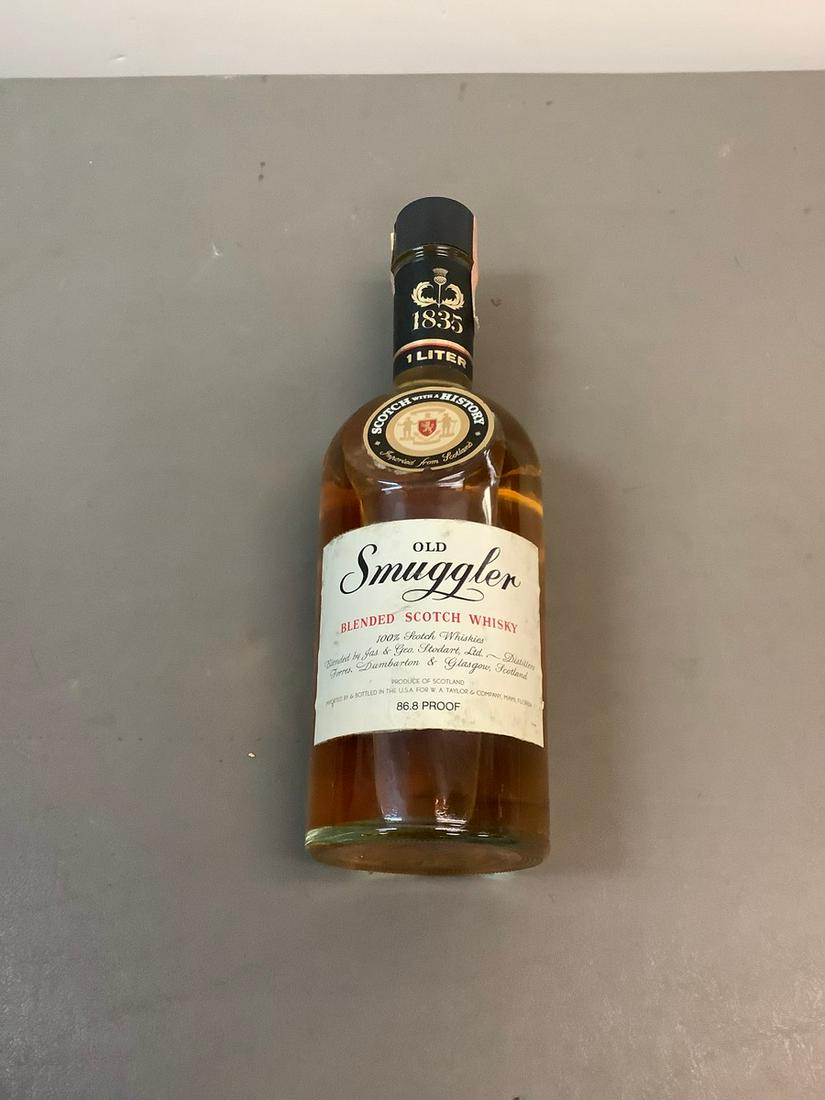 Vintage Sealed Old Smuggler Blended Scotch Whisky 1 Liter (1 of 1)