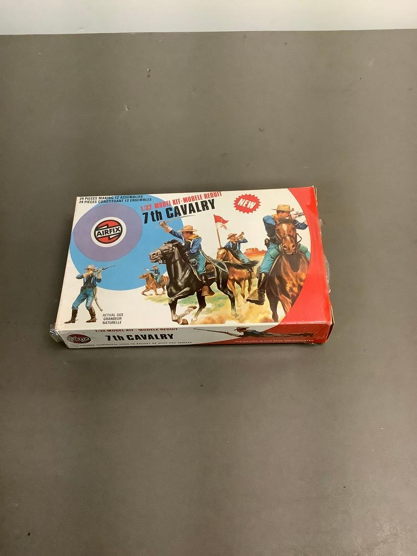 Vintage AirFix 7th Cavalry 1/32 Model Kit (1 of 1)