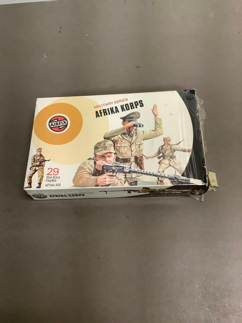 Vintage AirFix Military Series Afrika Korps 1/32 Scale Model Kit (1 of 1)