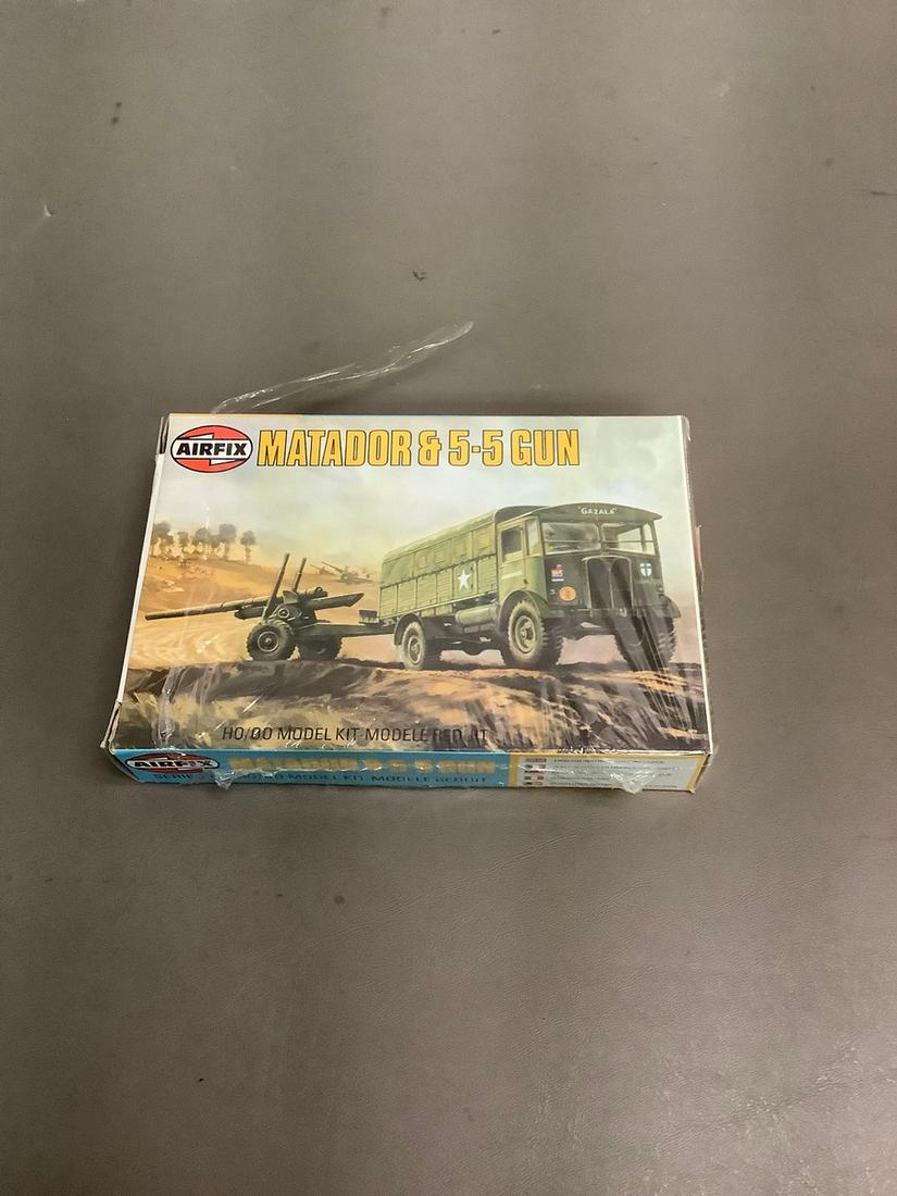 Vintage AirFix Matador & 5-5 Gun HO/OO Model Kit Series 1: Vintage AirFix Matador & 5-5 Gun HO/OO Model Kit Series 1