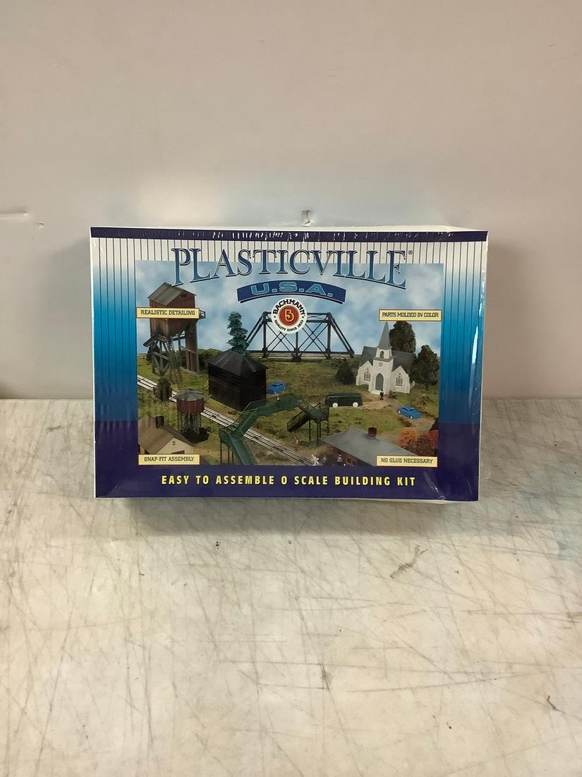 Sealed Bachmann Plasticville U.S.A. Airport Hanger Building Kit (1 of 1)