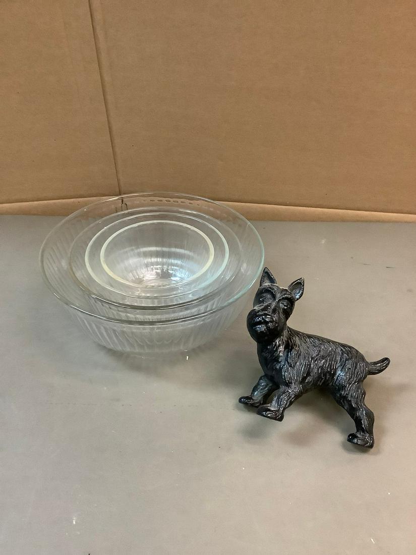 Set of 4 Pyrex Bowls and Cast Iron Doggy Door Stopper: Set of 4 Pyrex Bowls and Cast Iron Doggy Door Stopper