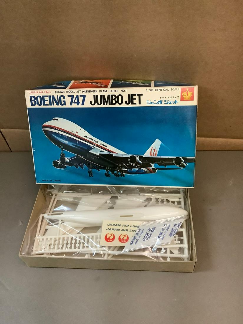 Vintage Crown Model Japan Air Lines Crown Model Jet Passenger Plane Series No.1 Boeing 747 Jumbo Jet (1 of 1)