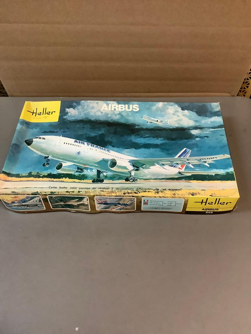 Vintage Heller Airbus 1/125 Scale Model Kit (1 of 1)