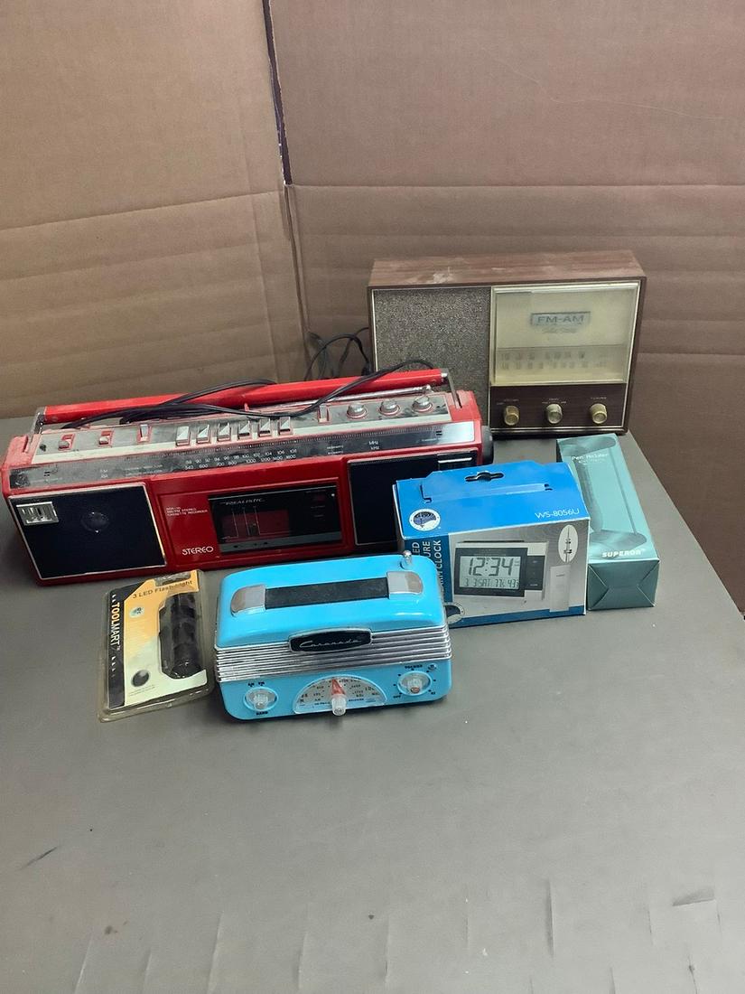 Vintage Panasonic Solid State Fm/Am Radio Model RE-726, Realistic Radio Model NR:SCR-30 and More (1 of 1)